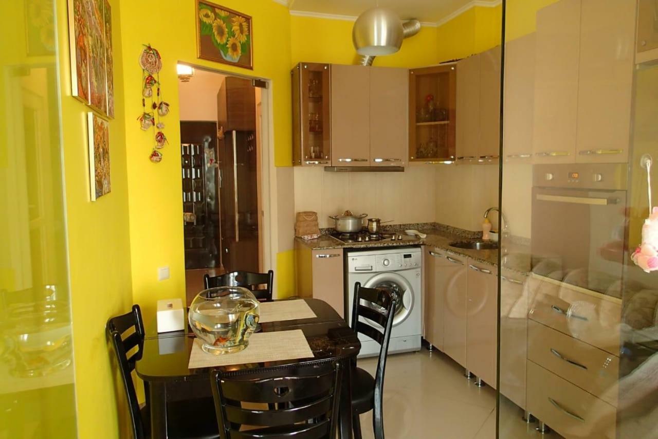 Cocorina Apartment Batumi Zewnętrze zdjęcie